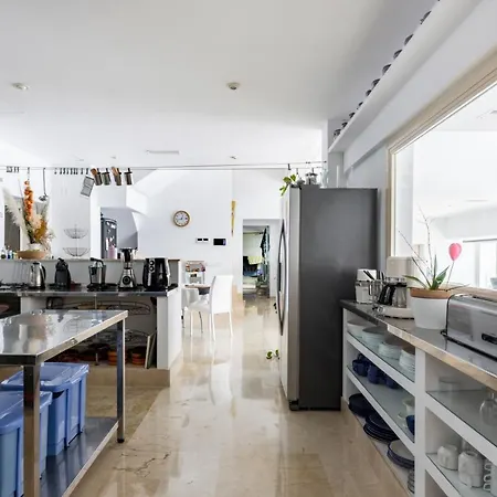 Exclusive Seafront Villa,private Pool,gym,bbq Willa