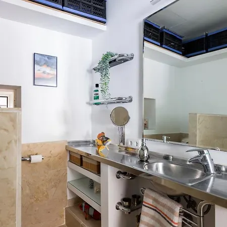 Exclusive Seafront Villa,private Pool,gym,bbq Willa *