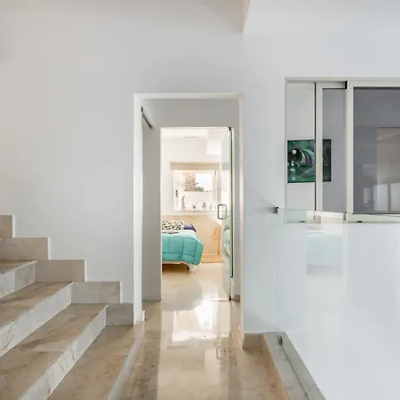 Villa Exclusive Seafront Villa,private Pool,gym,bbq El Toro (Mallorca)