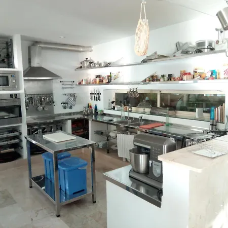 Villa Exclusive Seafront Villa,private Pool,gym,bbq